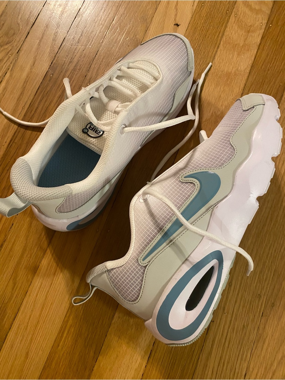 NEW Nike Air Max Nova Older Kids' Shoes